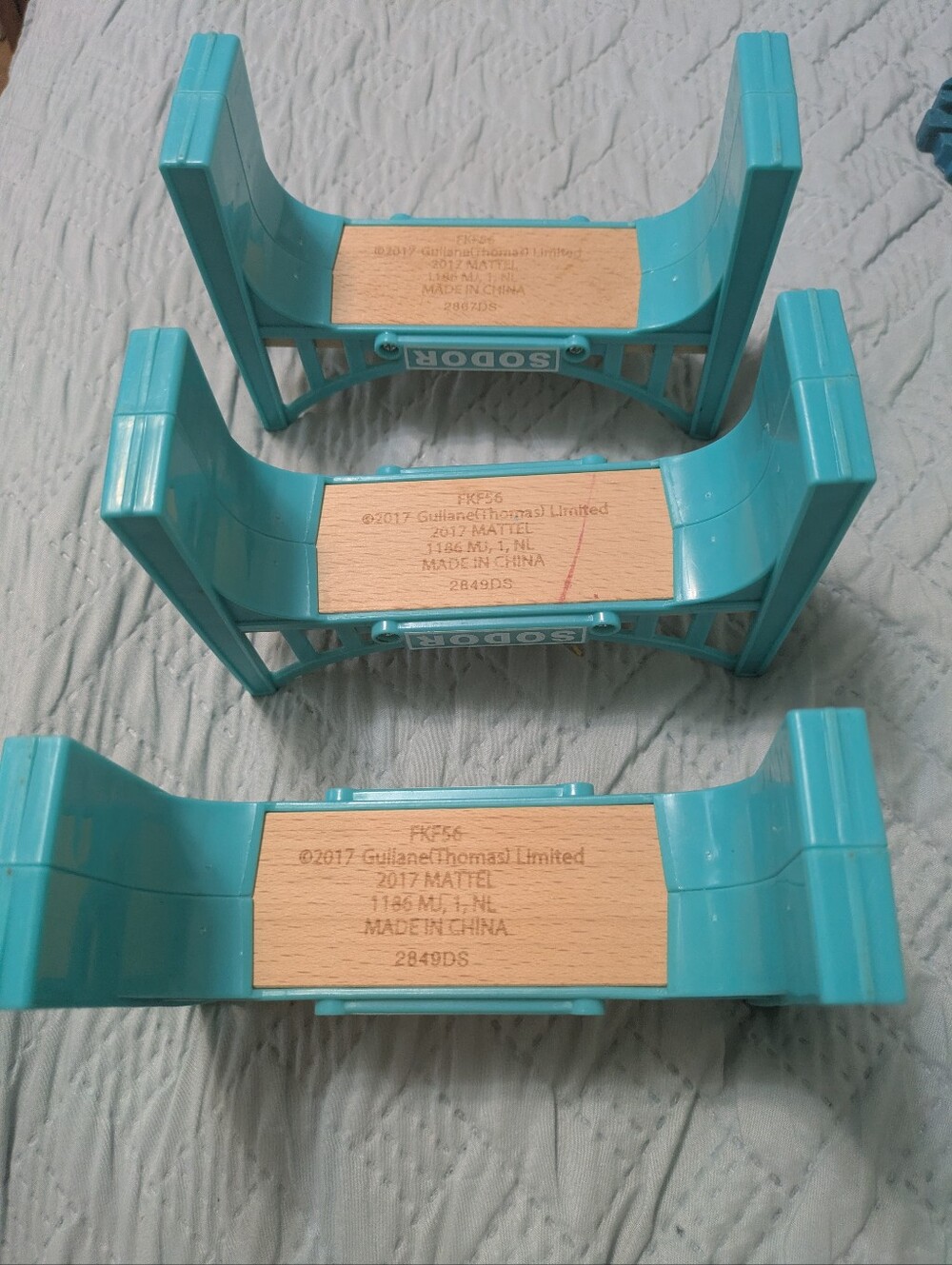 Thomas and Wooden Train Track  with 3 Blue Suspension Bridges - Picture 3 of 6